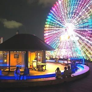 Yokohama Minatomirai Manyo Club 4*, Yokohama (Kanagawa) Japan